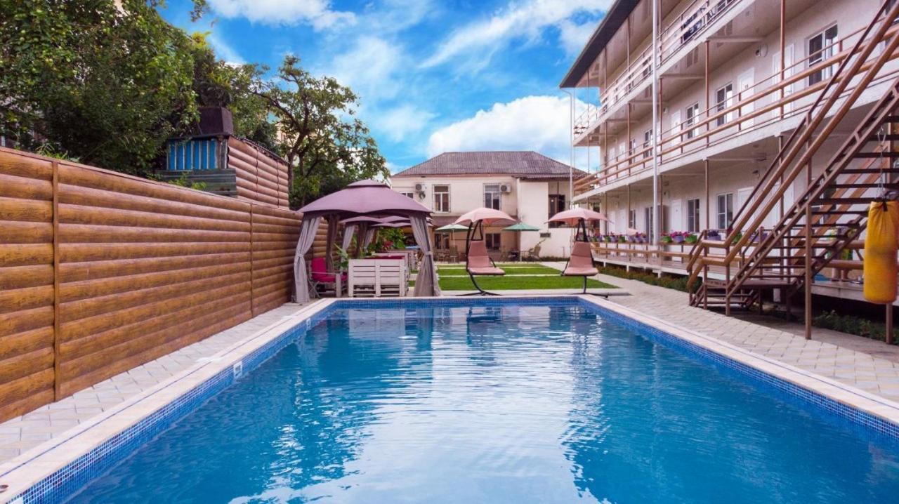 Abkhazia Tali Hotel Sukhumi Exterior photo